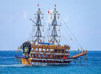 Alanya Piratenbootstour - Alanya excursions | TourMoni
